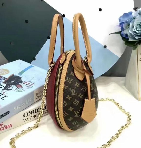 high classic bag new design women crossbody bag shoulder egg handbags designers quality handbags messenger purses chain lady women fcbps, Red;black
high classic bag new design women crossbody bag shoulder egg handbags designers quality handbags messenger purses chain lady women fcbps, Red;black
