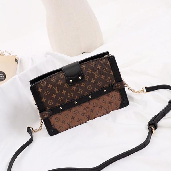 2020 new arrival fashion design womens bag simple style leather luxury designer womens shoulder bags lady small flap crossbody messenger bag
2020 new arrival fashion design womens bag simple style leather luxury designer womens shoulder bags lady small flap crossbody messenger bag