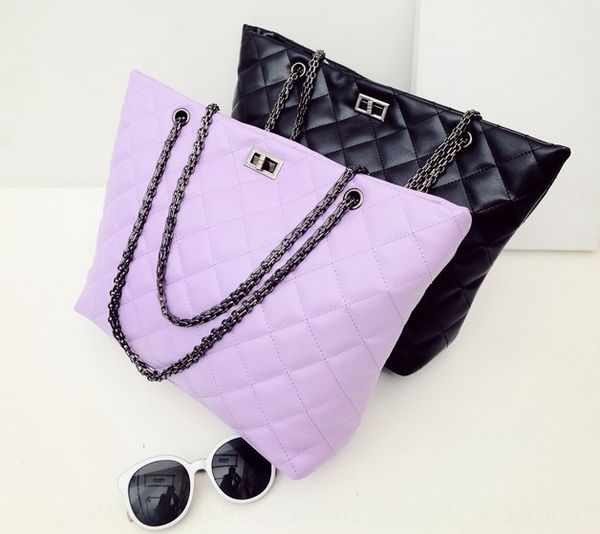 autumn new fashionable women's big lingge embroidered thread hand hand women's bag shoulder slanting bag
autumn new fashionable women's big lingge embroidered thread hand hand women's bag shoulder slanting bag