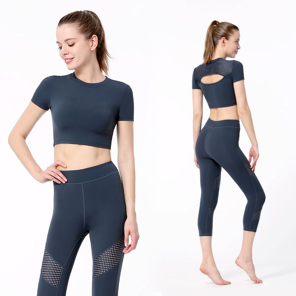 2020 spring and summer new nylon yoga suit ladies gym suit vest sports suit seven-point yoga pants cycling pants wholesale, White;red
2020 spring and summer new nylon yoga suit ladies gym suit vest sports suit seven-point yoga pants cycling pants wholesale, White;red