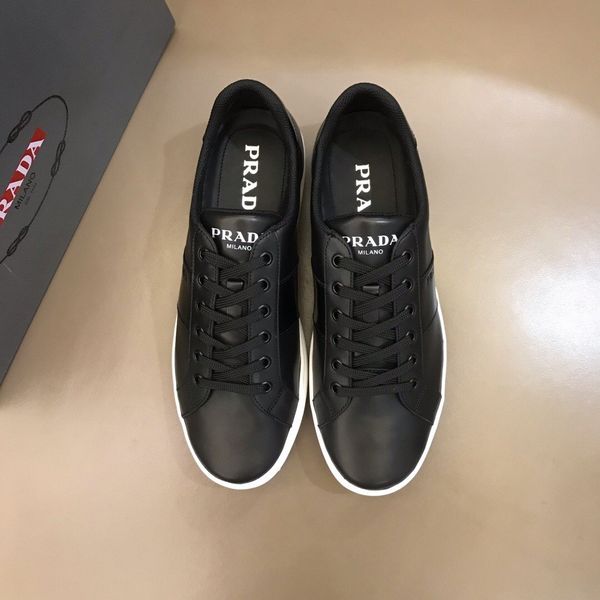 2020 latest famous brand shoes leather sneakers comfortable fashion brand design low sneakers copy comfort
2020 latest famous brand shoes leather sneakers comfortable fashion brand design low sneakers copy comfort