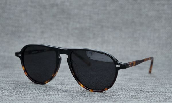 2020 pilot sunglasses single-bridge blonde polarized sunglasses 52-18-145 pure-plank frame full-set case oem-factory superior quality
2020 pilot sunglasses single-bridge blonde polarized sunglasses 52-18-145 pure-plank frame full-set case oem-factory superior quality