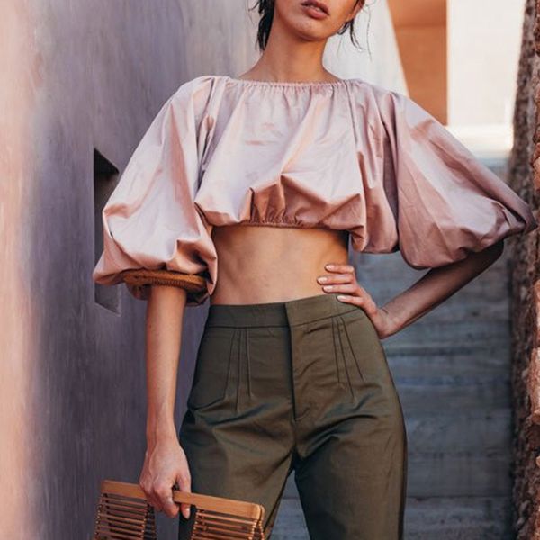 2020 women's blouse o neck half sleeve short beach style backless chic female solid blusa, White
2020 women's blouse o neck half sleeve short beach style backless chic female solid blusa, White
