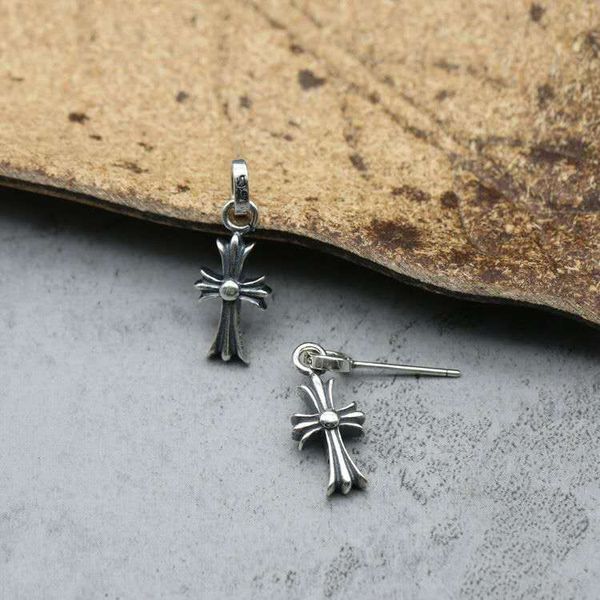 популярная мода бренд высокого версии 925 sterling silver крест серьги для женщин годовщина подарков wedding luxury jewelry с коробкой, Golden;silver
популярная мода бренд высокого версии 925 sterling silver крест серьги для женщин годовщина подарков wedding luxury jewelry с коробкой, Golden;silver