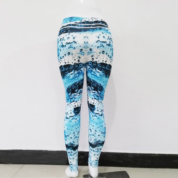 yoga outfits 2021 summer gym trainning women pants fitness female blue wave digital print hip high waist tights legging pantalones, White;red
yoga outfits 2021 summer gym trainning women pants fitness female blue wave digital print hip high waist tights legging pantalones, White;red