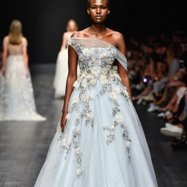 2021 prom dresses 3d flower appliques off shoulder evening gowns slim red carpet dress vestidos de novia, Black
2021 prom dresses 3d flower appliques off shoulder evening gowns slim red carpet dress vestidos de novia, Black