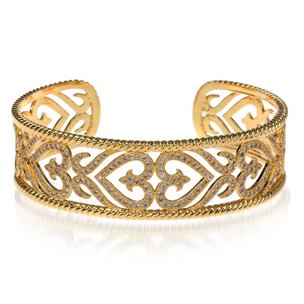 heart style bangles cubic zircon prong setting luxury ladies bangle fashion jewelry ent
heart style bangles cubic zircon prong setting luxury ladies bangle fashion jewelry ent