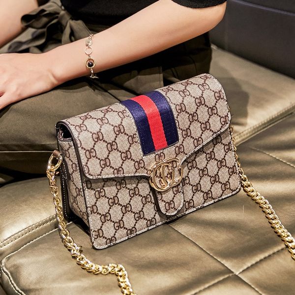 2020 small messenger 2020 shoulder shoulder small bag messenger bag 
2020 small messenger 2020 shoulder shoulder small bag messenger bag