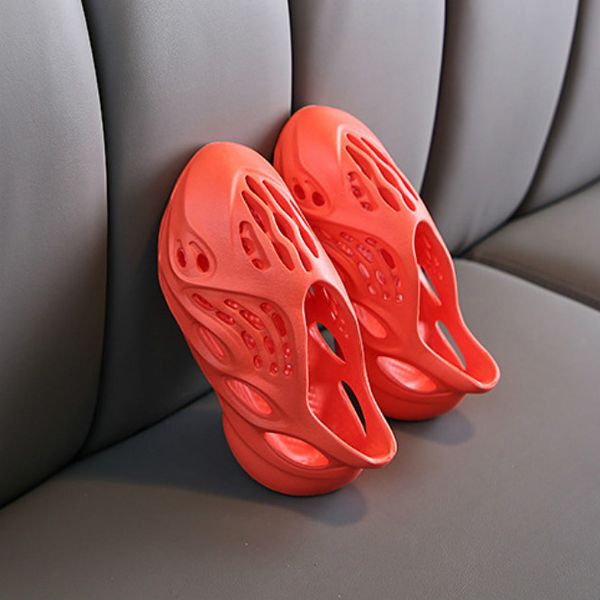 2020 boy girl designer shoes sandals kids summer outdoor casual sneakers children hollow sandals breathable beach shoes boys girl sandals, Black;red
2020 boy girl designer shoes sandals kids summer outdoor casual sneakers children hollow sandals breathable beach shoes boys girl sandals, Black;red