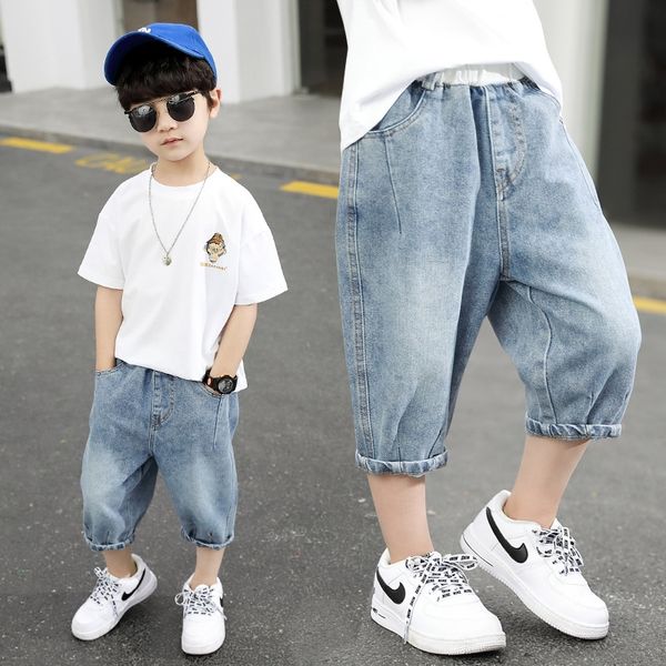 695pv boys' denim shorts children's thin summer clothes boys' summer handsome loose shorts and and trousers men's trouse, Blue
695pv boys' denim shorts children's thin summer clothes boys' summer handsome loose shorts and and trousers men's trouse, Blue