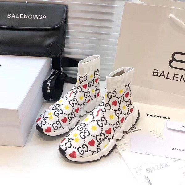 r luxury casual shoes, fashion knitted printed socks boots speed clear sole casual sports shoes
r luxury casual shoes, fashion knitted printed socks boots speed clear sole casual sports shoes