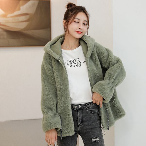 2020 autumn and winter young models of fur one-piece thick warm coat sheep shearing granular velvet coat lamb fur women, Black
2020 autumn and winter young models of fur one-piece thick warm coat sheep shearing granular velvet coat lamb fur women, Black