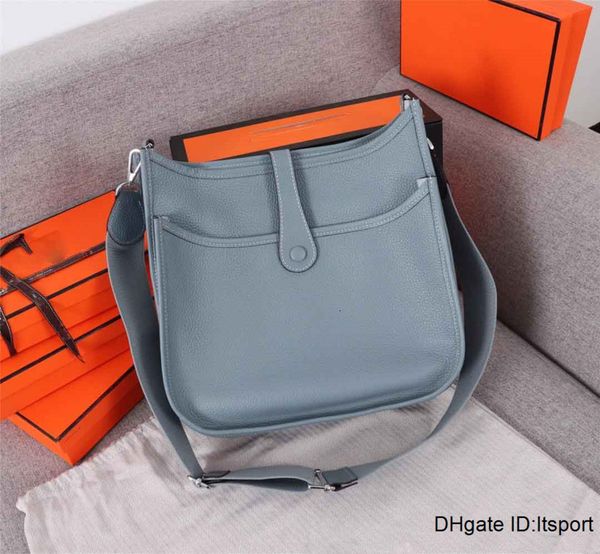 2091 fashion designer women handbags strap shoulder bags small crossbody genuine leather bags style small purse totes hipping 28cm
2091 fashion designer women handbags strap shoulder bags small crossbody genuine leather bags style small purse totes hipping 28cm