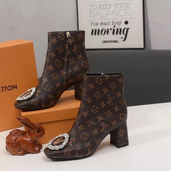 69 designer luxury women's casual fashion shoes, women's outdoor casual shoes, fast delivery, original box, Black
69 designer luxury women's casual fashion shoes, women's outdoor casual shoes, fast delivery, original box, Black