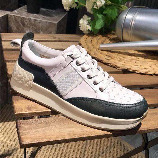 2019s spring leather men's white shoes, comfortable and high shoes, fashion wild sports shoes, original box packaging: 38-44, Black
2019s spring leather men's white shoes, comfortable and high shoes, fashion wild sports shoes, original box packaging: 38-44, Black