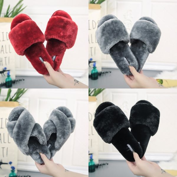 2020 transparent slippers fashion biling crystal slippers women platform summer sandals outdoor rhinestones flat ladies shoes l24#481, Black
2020 transparent slippers fashion biling crystal slippers women platform summer sandals outdoor rhinestones flat ladies shoes l24#481, Black