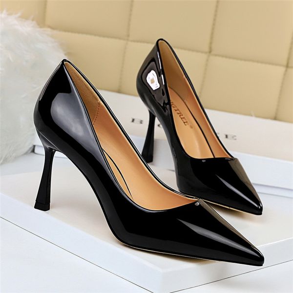 bigtree 2020 new soft leather shallow fashion women high heels shoes nude pointed toe women pumps show thin female office shoes, Black
bigtree 2020 new soft leather shallow fashion women high heels shoes nude pointed toe women pumps show thin female office shoes, Black