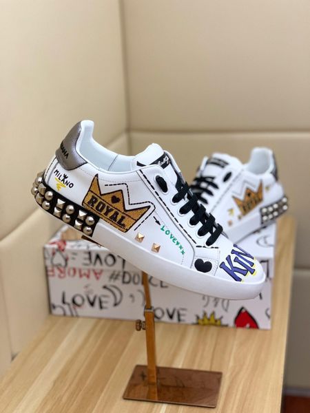 2020-2019m summer new brand leather men's shoes low to help casual flat shoes, fashion wild sports shoes, size: 38-44
2020-2019m summer new brand leather men's shoes low to help casual flat shoes, fashion wild sports shoes, size: 38-44