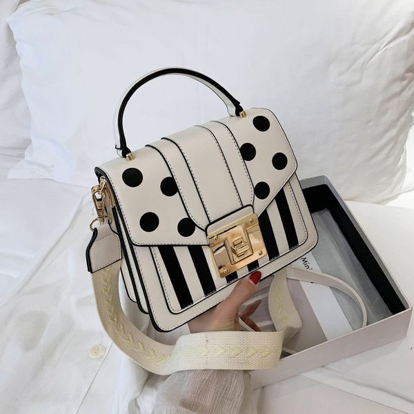 2020 women bag bags vintage purse leather cross body crossbody bolsos mujer casual handbags new clutches ladies party school
2020 women bag bags vintage purse leather cross body crossbody bolsos mujer casual handbags new clutches ladies party school