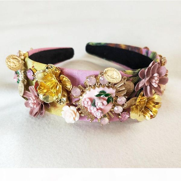 new lmited edition luxury bride wedding headdress baroque crown vintage fashion cross jewelry ornaments queen women hair jewelry y19061503, Golden;white
new lmited edition luxury bride wedding headdress baroque crown vintage fashion cross jewelry ornaments queen women hair jewelry y19061503, Golden;white