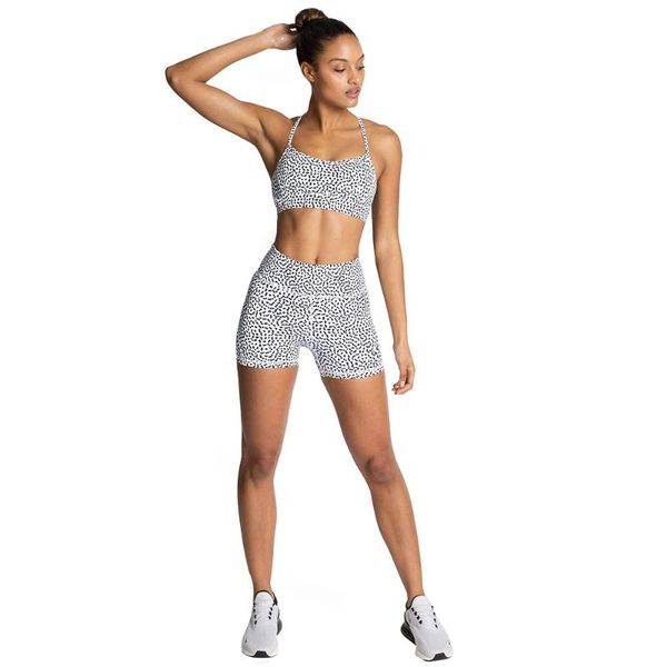 lukitas women yoga set 2 piece yoga suit sports bra high waist fitness shorts nylon cross strap running gym workout sportswear, White;red
lukitas women yoga set 2 piece yoga suit sports bra high waist fitness shorts nylon cross strap running gym workout sportswear, White;red