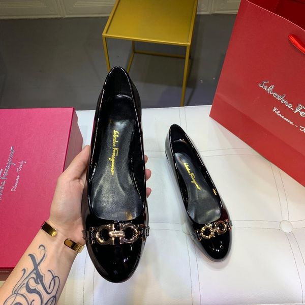 new15 luxury personality ladies casual shoes fashion versatile flat shoes business work women's shoes original box packaging fast deliv, Black
new15 luxury personality ladies casual shoes fashion versatile flat shoes business work women's shoes original box packaging fast deliv, Black