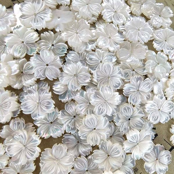 handmade carving 15mm white butterfly shell camellia natural ornaments and ornaments diy shell accessories headdress accessories diy, Silver
handmade carving 15mm white butterfly shell camellia natural ornaments and ornaments diy shell accessories headdress accessories diy, Silver