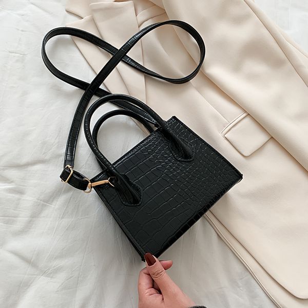 crocodile pattern women's bags female handbag small lady's bag luxury leather crossbody bags for women 2020 shoulder bag b321
crocodile pattern women's bags female handbag small lady's bag luxury leather crossbody bags for women 2020 shoulder bag b321