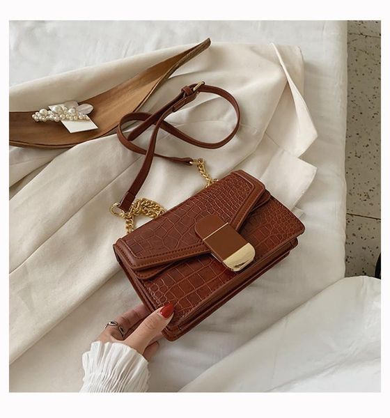 square chain flap bags 2020 new fashion pu leather crossbody bags for women ladies messenger shoulder bag pure color handbags
square chain flap bags 2020 new fashion pu leather crossbody bags for women ladies messenger shoulder bag pure color handbags
