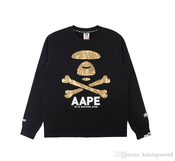 2018aw autumn and winter bronzing camouflage taro color xaape-bone letter printing plus velvet round neck sweater, Black
2018aw autumn and winter bronzing camouflage taro color xaape-bone letter printing plus velvet round neck sweater, Black