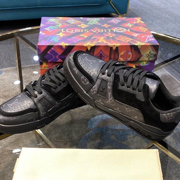 041 the high-quality men's casual sports shoes and outdoor casual shoes of the new brand designer, the original box size is 38-45, Black
041 the high-quality men's casual sports shoes and outdoor casual shoes of the new brand designer, the original box size is 38-45, Black