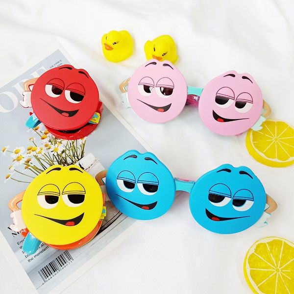 new children's chocolate sun chocolate bean personalized polarized sun cartoon sun glasses flip children's glasses, Blue
new children's chocolate sun chocolate bean personalized polarized sun cartoon sun glasses flip children's glasses, Blue