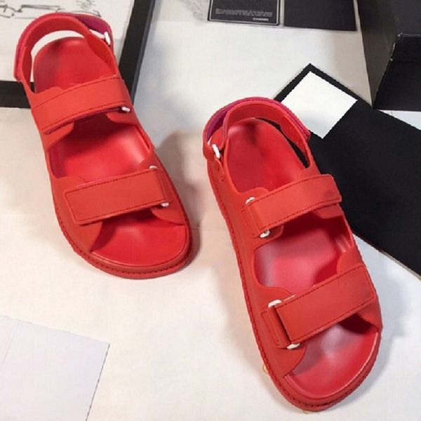 classics designer woman slippers fashion beach thick bottom slippers luxury alphabet lady sandals leather high heel shoes bag04 5, Black
classics designer woman slippers fashion beach thick bottom slippers luxury alphabet lady sandals leather high heel shoes bag04 5, Black