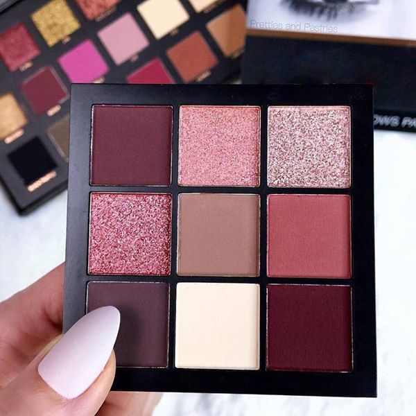 nine colors shiny earth metallic color high color rendering flash powde pearl light high color rendering student eye shadow makeup set
nine colors shiny earth metallic color high color rendering flash powde pearl light high color rendering student eye shadow makeup set