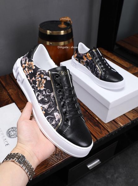 2021-2020p luxury limited edition embroidered leather daily men 's casual sneakers ,stylish wild high -end banquet shoes ,size :38 -45, Black
2021-2020p luxury limited edition embroidered leather daily men 's casual sneakers ,stylish wild high -end banquet shoes ,size :38 -45, Black