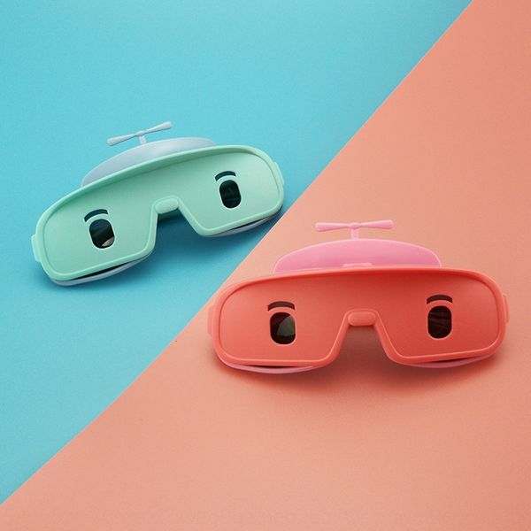 new silicone sun sun silicone sun flip children's sunglasses fashionable cute cartoon children's polarized glasses, Blue
new silicone sun sun silicone sun flip children's sunglasses fashionable cute cartoon children's polarized glasses, Blue