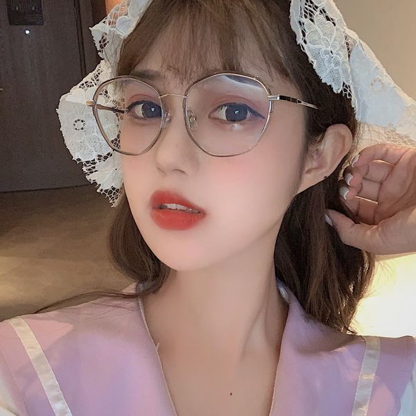 16202 new irregular polygon gold glue mixed optical rack 16202 new fashionable women plain mirror fashionable men, Silver
16202 new irregular polygon gold glue mixed optical rack 16202 new fashionable women plain mirror fashionable men, Silver
