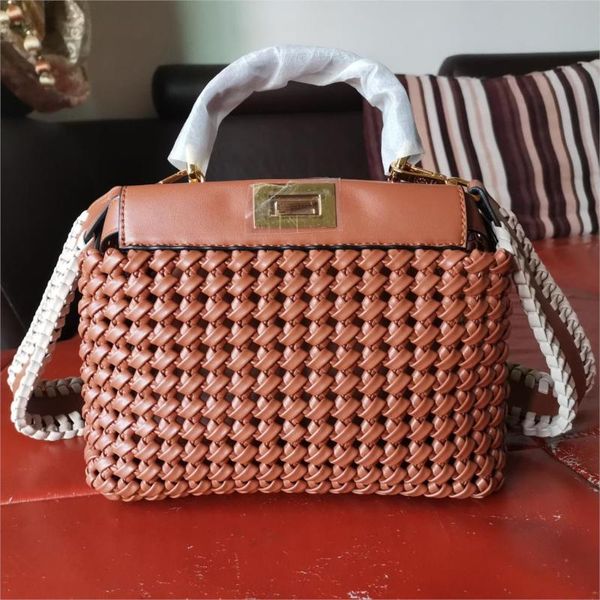 2020 new luxury women brand handbags genuine leather shoulder bag designer ladies fashion small purses big shopper bag woven
2020 new luxury women brand handbags genuine leather shoulder bag designer ladies fashion small purses big shopper bag woven