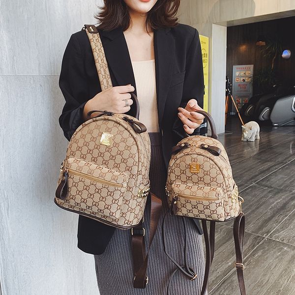 fashion printed women's backpack shoulder bag 2019 new stylish simple large capacity backpack shoulder bag
fashion printed women's backpack shoulder bag 2019 new stylish simple large capacity backpack shoulder bag
