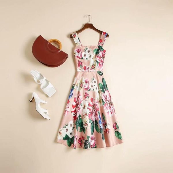 boho 2020 summer fashion style ladies spaghetti strap charming flower print sleeveless big swing beach dress sweet, Black;gray
boho 2020 summer fashion style ladies spaghetti strap charming flower print sleeveless big swing beach dress sweet, Black;gray