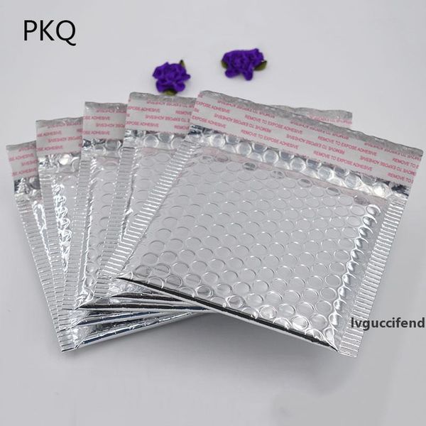 10pcs/lot bubble envelopes bags mailers padded shipping envelope with bubble mailing bag waterproof express mailer shipping bag
10pcs/lot bubble envelopes bags mailers padded shipping envelope with bubble mailing bag waterproof express mailer shipping bag