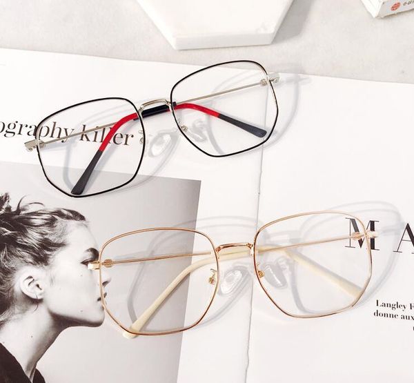 2020 ins style fashion brand luxury designer glasses for men women vintage eyewear accessories sunglasses, White;black
2020 ins style fashion brand luxury designer glasses for men women vintage eyewear accessories sunglasses, White;black