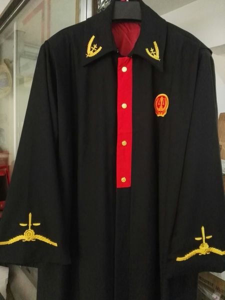 new judge's law's clothing suitsuit suitrobe lawyer's robe judge's uniform simulation court full set of clothing, Tan;black
new judge's law's clothing suitsuit suitrobe lawyer's robe judge's uniform simulation court full set of clothing, Tan;black
