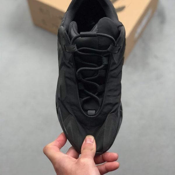 low selling triple black fv4440 black new fashion shoes 2020 woman designer boat shoes designer track shoes women ing
low selling triple black fv4440 black new fashion shoes 2020 woman designer boat shoes designer track shoes women ing