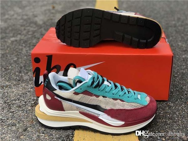 new authentic sacai pegasus vaporfly sp men running shoes sail sport fuchsia light bone game royal man sneakers with original box
new authentic sacai pegasus vaporfly sp men running shoes sail sport fuchsia light bone game royal man sneakers with original box