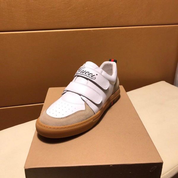 2020r роскошные мужские пчелка velcro low top casual tide обувь, высокое качество мода обувь спорт на открытом воздухе обувь, размер: 38-45, Black
2020r роскошные мужские пчелка velcro low top casual tide обувь, высокое качество мода обувь спорт на открытом воздухе обувь, размер: 38-45, Black
