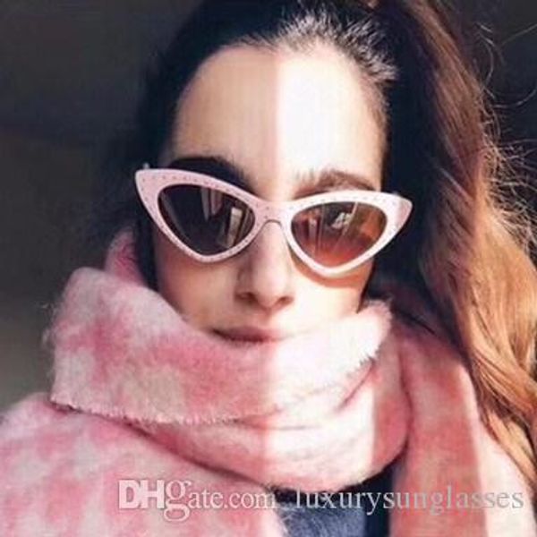 luxury women fashion design popular charming cat eye sunglasses uv protection sunglasses come with package, White;black
luxury women fashion design popular charming cat eye sunglasses uv protection sunglasses come with package, White;black