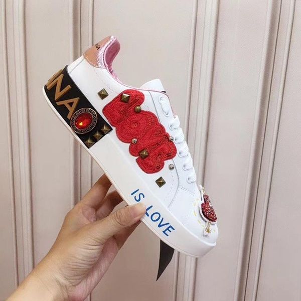 2021-2020d new limited edition luxury design high -quality matte printed sneakers wild breathable mens casual shoes mens banquet shoes size, Black
2021-2020d new limited edition luxury design high -quality matte printed sneakers wild breathable mens casual shoes mens banquet shoes size, Black