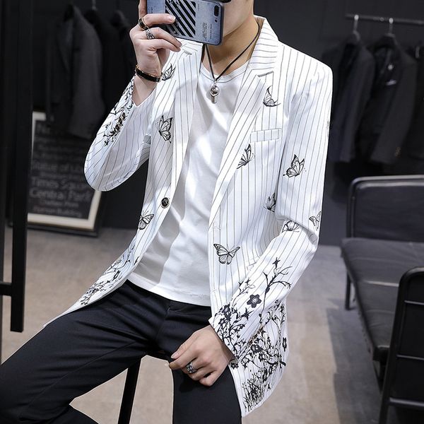 2020 men cool mid-length trend printed blazer teenager vertical striped long flower blazer, White;black
2020 men cool mid-length trend printed blazer teenager vertical striped long flower blazer, White;black