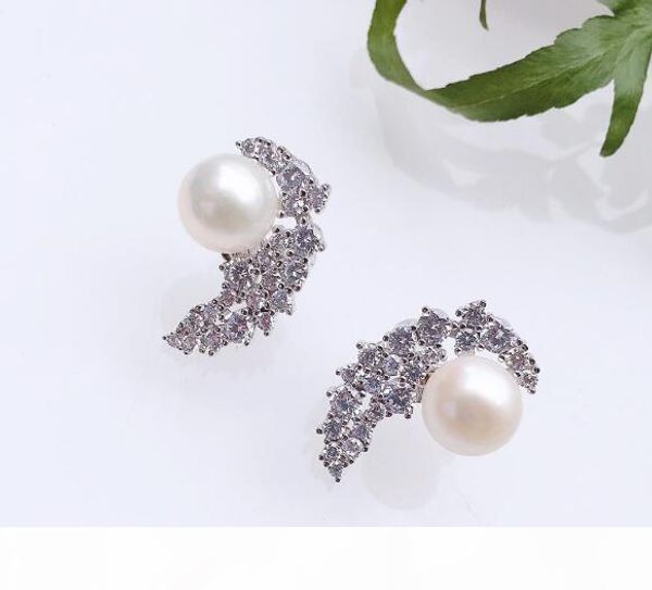 luxury jewelry s925 sterling silver earrings flower shaped freshwater pearl stud charm stud earrings for women fashion, Golden
luxury jewelry s925 sterling silver earrings flower shaped freshwater pearl stud charm stud earrings for women fashion, Golden